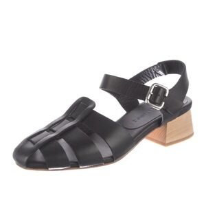 Freda Salvador Hattie Fisherman Sandal, size 9.5